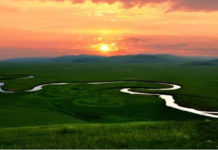 The most beautiful sunrise in China must be seen with your own eyes